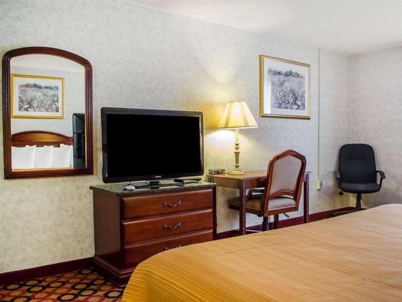 Quality Inn Enola - Harrisburg Extérieur photo