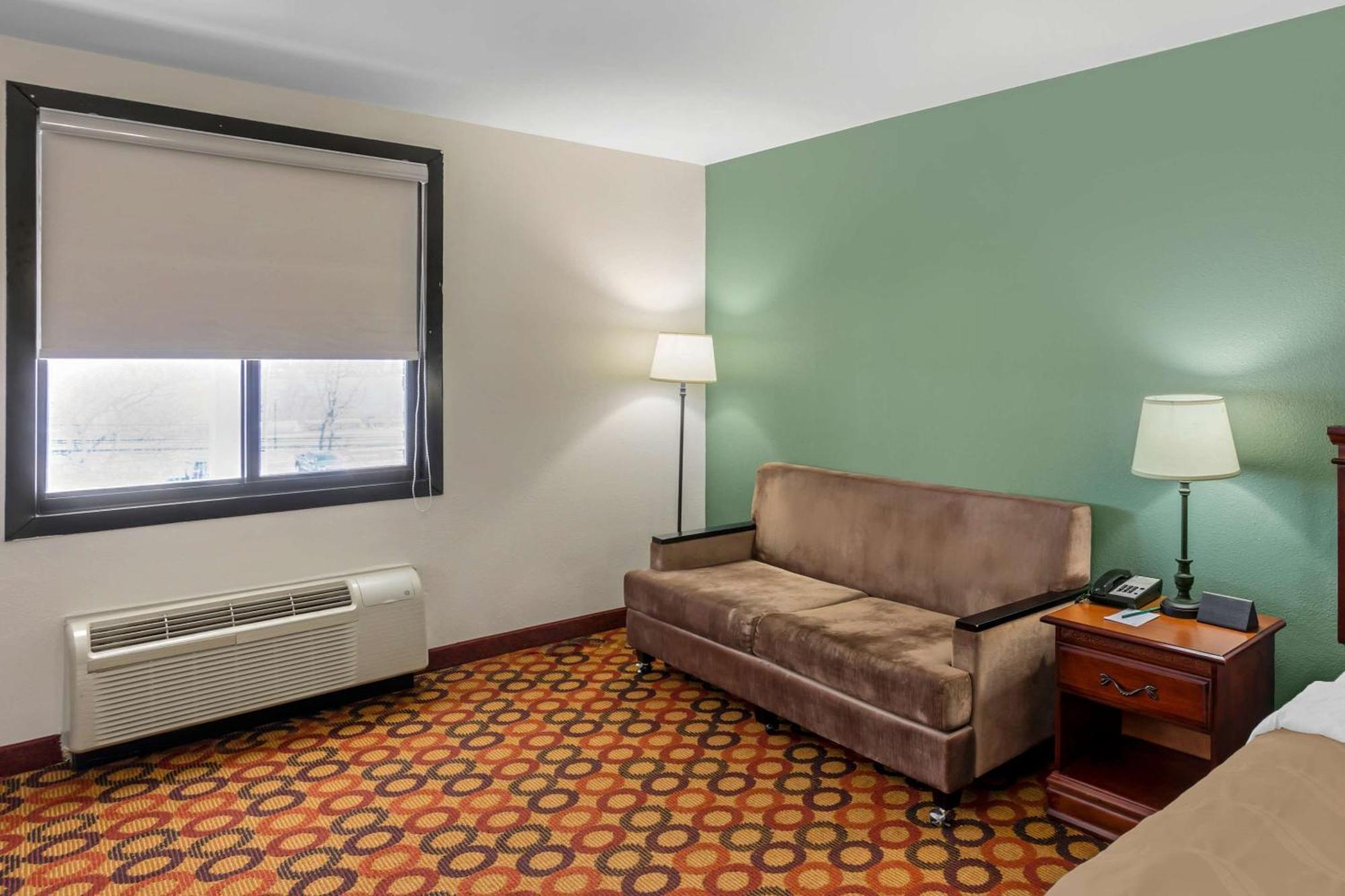 Quality Inn Enola - Harrisburg Extérieur photo