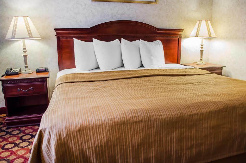 Quality Inn Enola - Harrisburg Extérieur photo