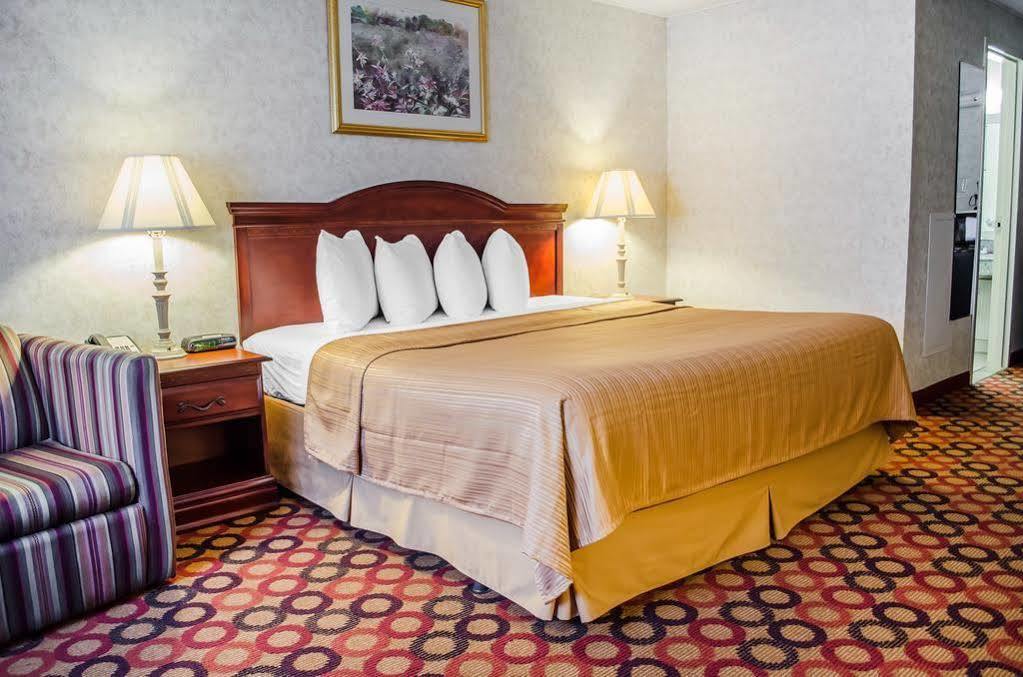 Quality Inn Enola - Harrisburg Extérieur photo